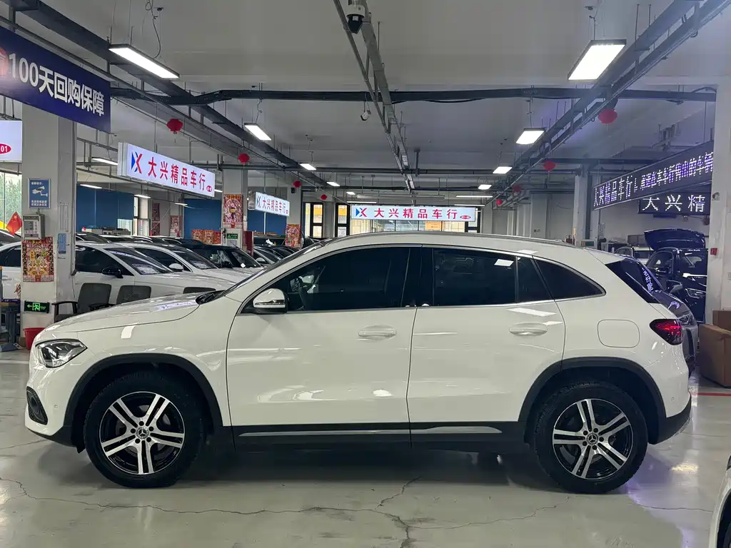 Mercedes-Benz GLA — фото 4