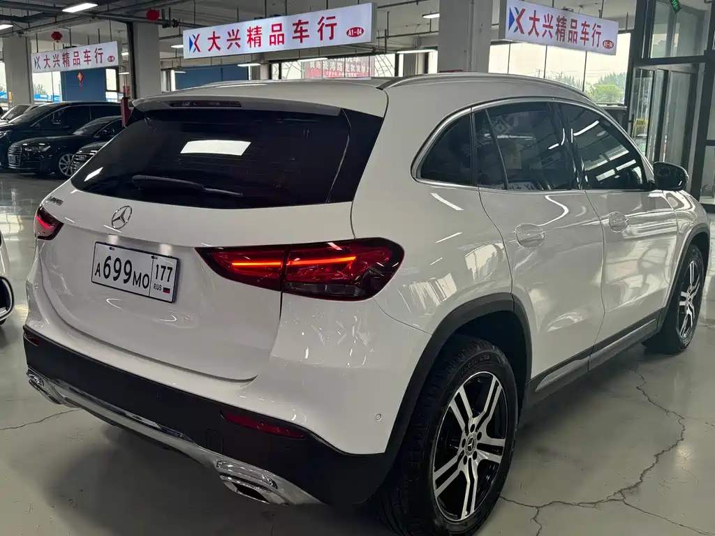 Mercedes-Benz GLA — фото 7