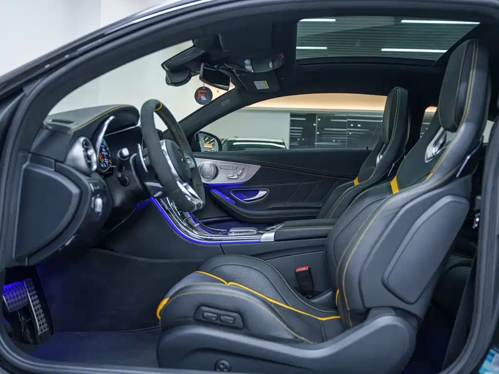 Mercedes-Benz C-Class AMG — фото 10