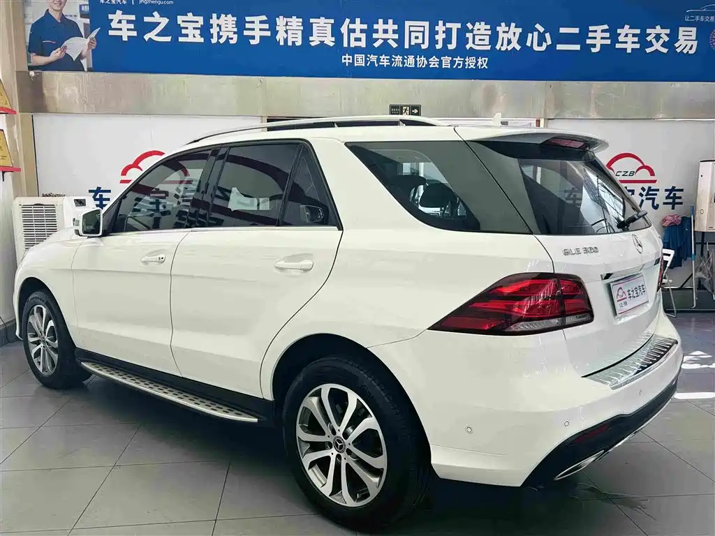 Mercedes-Benz GLE (Import) — фото 7