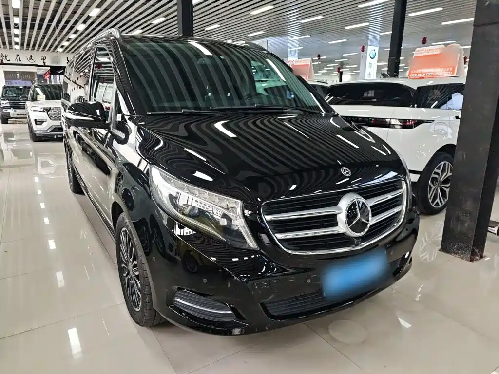 Mercedes-Benz V-Class — фото 3