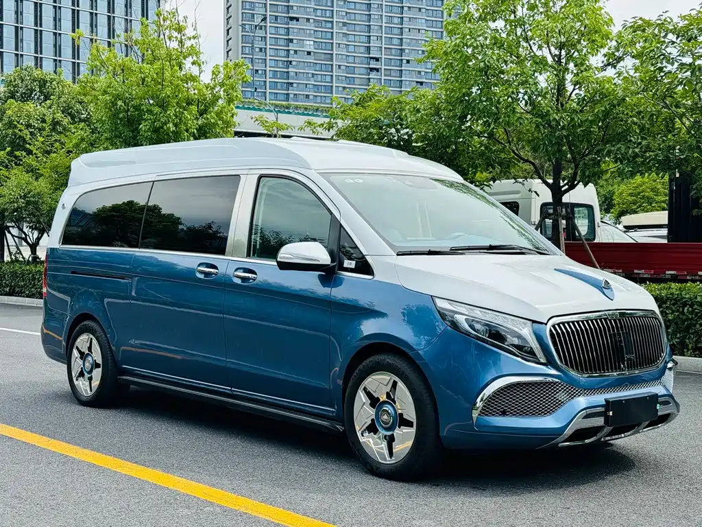 Mercedes-Benz V-Class — фото 3