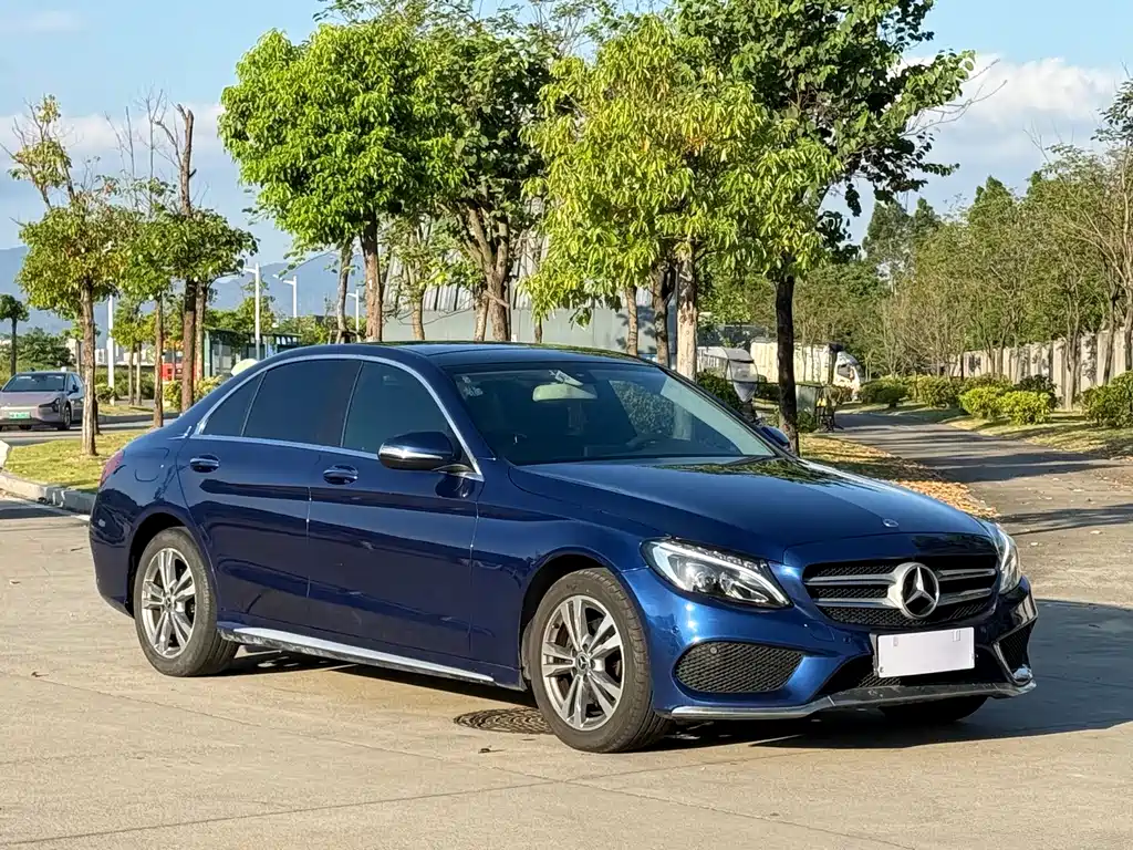 Mercedes-Benz C-Class — фото 3