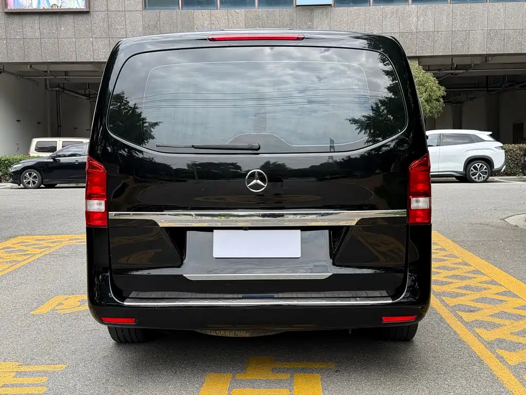 Mercedes-Benz Vito — фото 5