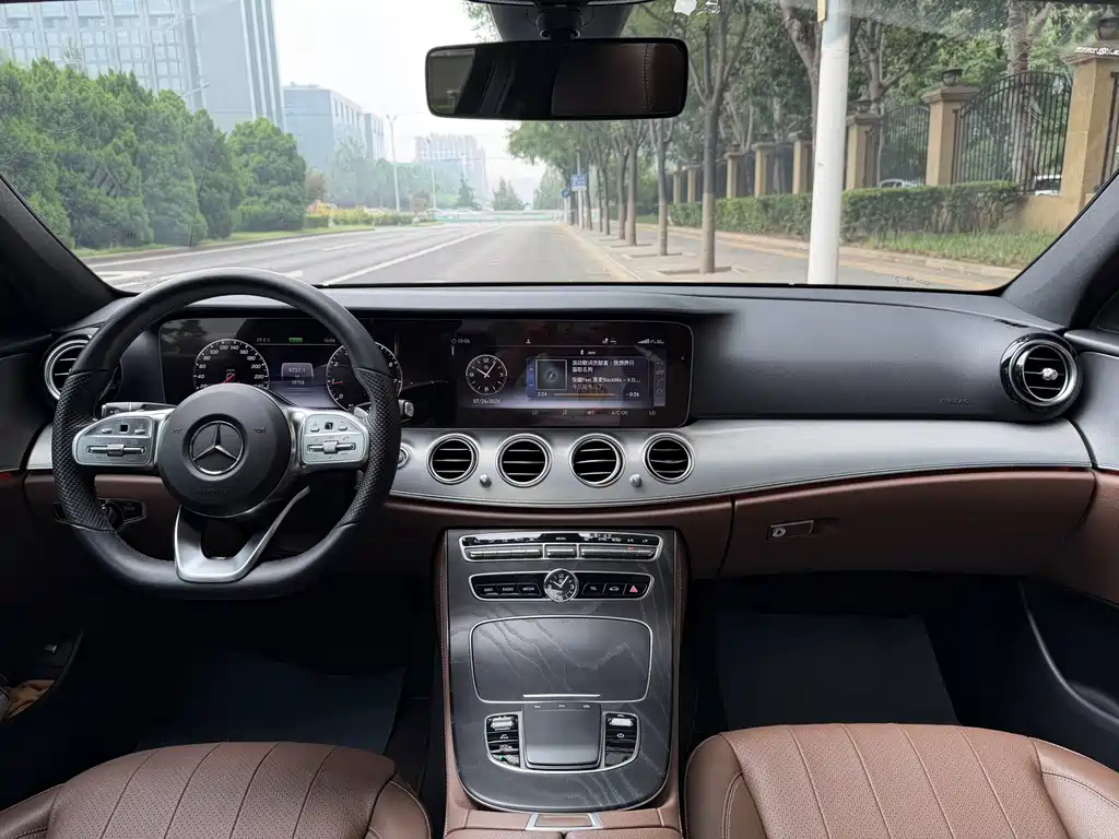 Mercedes-Benz E-Class (Import) — фото 7