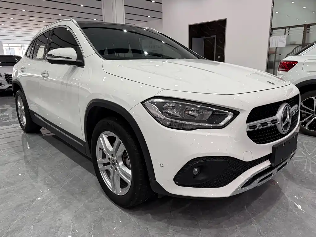 Mercedes-Benz GLA — фото 3