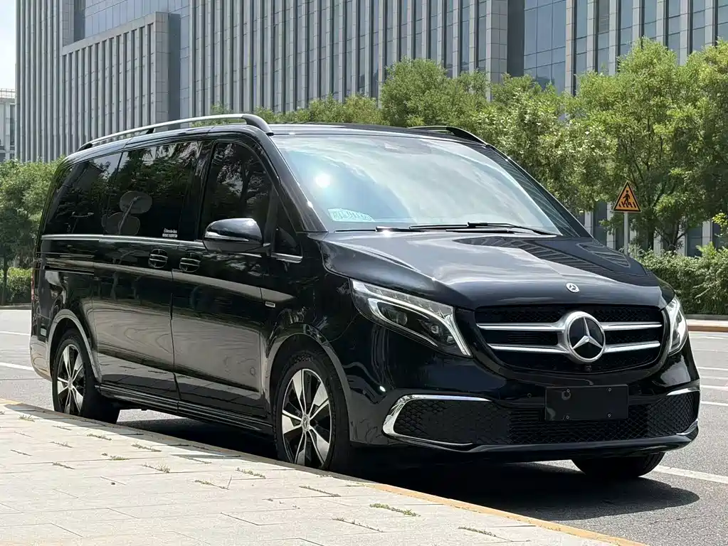 Mercedes-Benz V-Class — фото 3