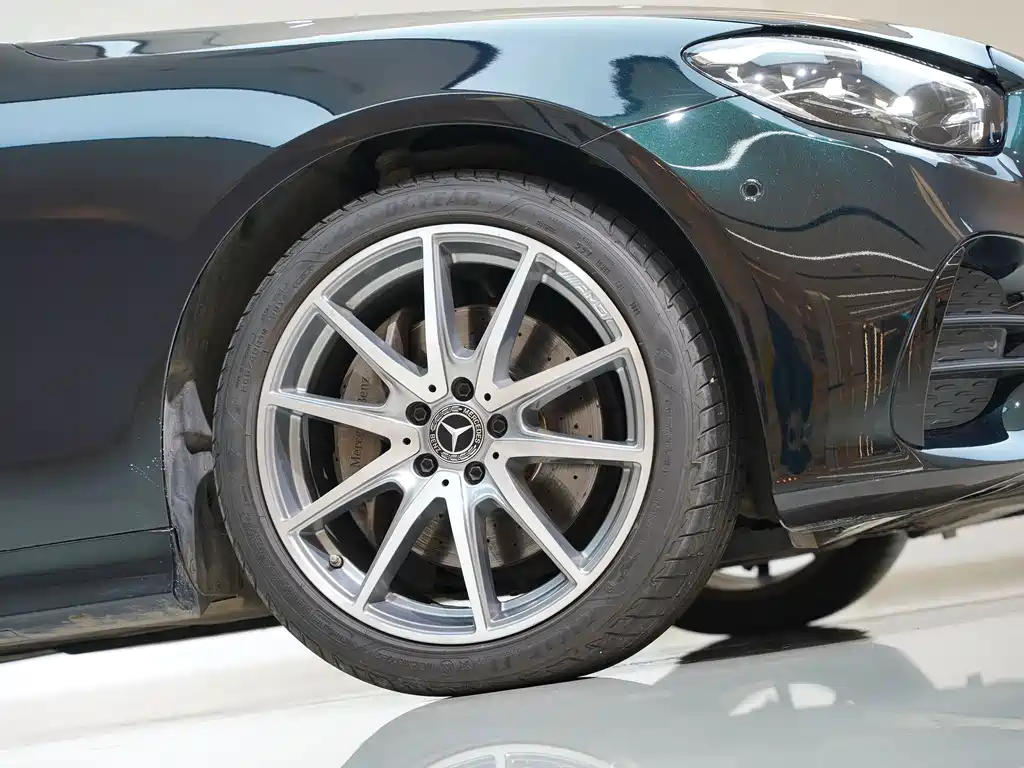 Mercedes-Benz E-Class (Import) — фото 8