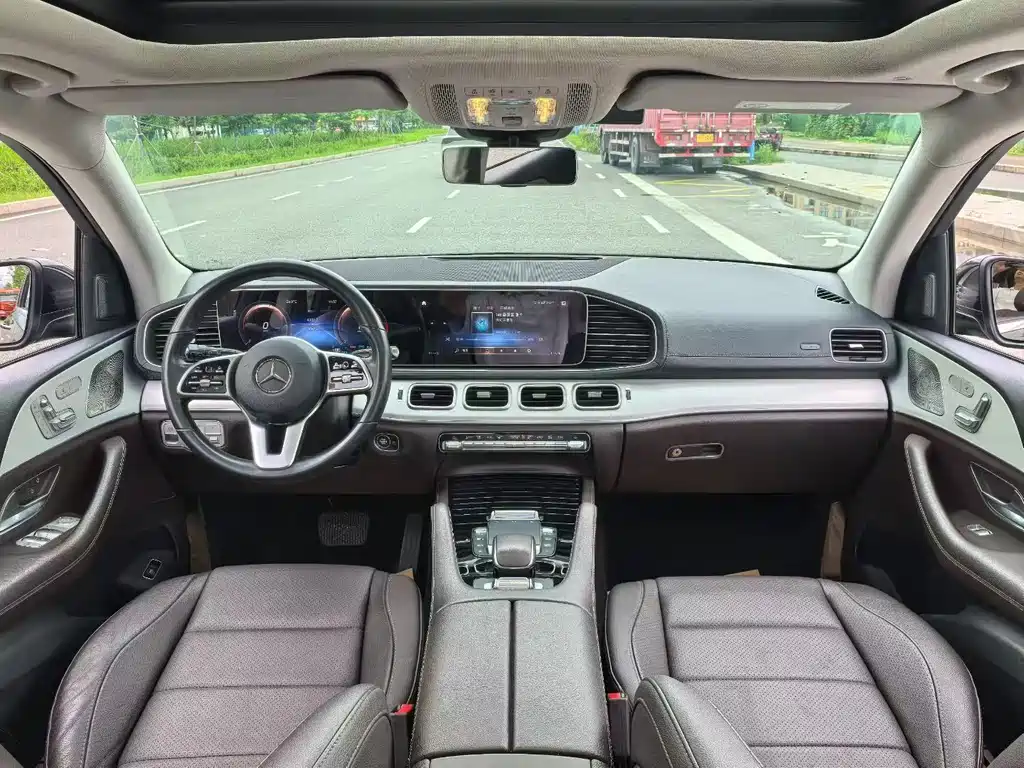 Mercedes-Benz GLE (Import) — фото 4