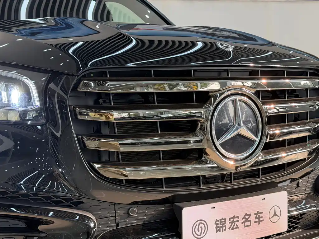 Mercedes-Benz GLS — фото 4