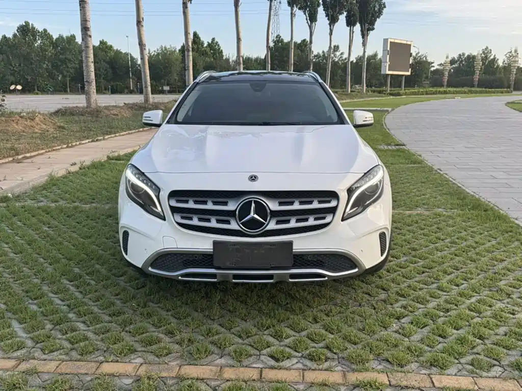 Mercedes-Benz GLA — фото 3