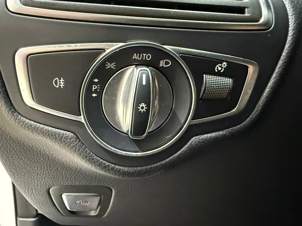 Mercedes-Benz GLC — фото 21
