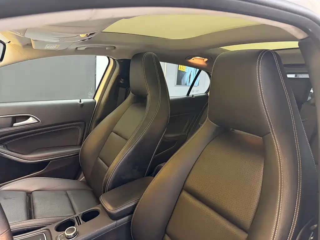 Mercedes-Benz GLA — фото 15
