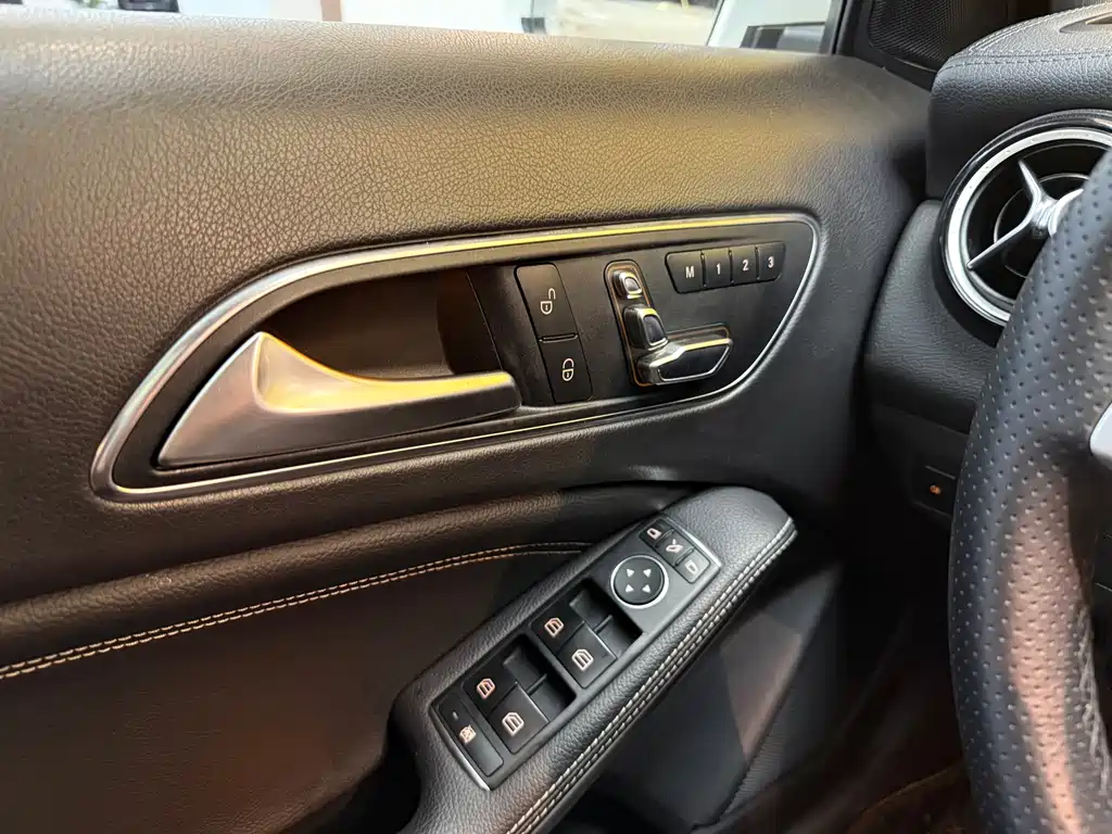 Mercedes-Benz GLA — фото 20