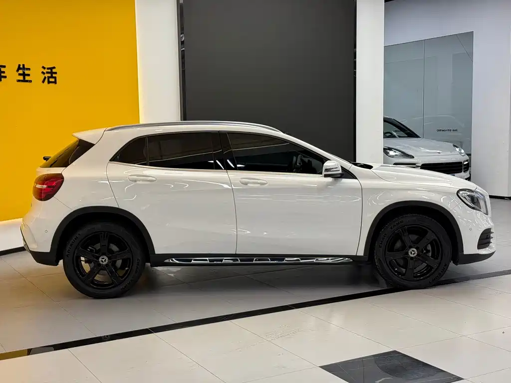 Mercedes-Benz GLA — фото 4