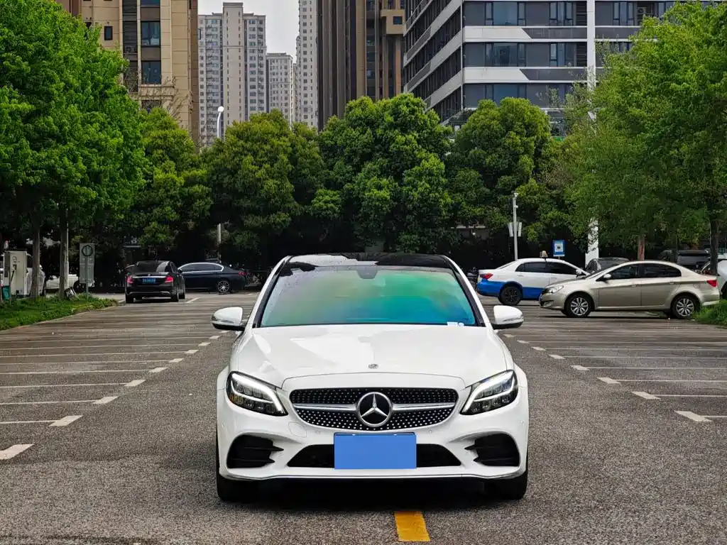 Mercedes-Benz C-Class — фото 2