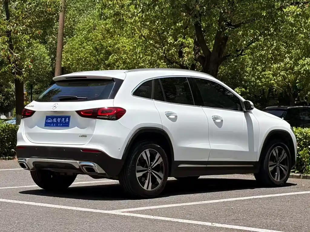 Mercedes-Benz GLA — фото 5
