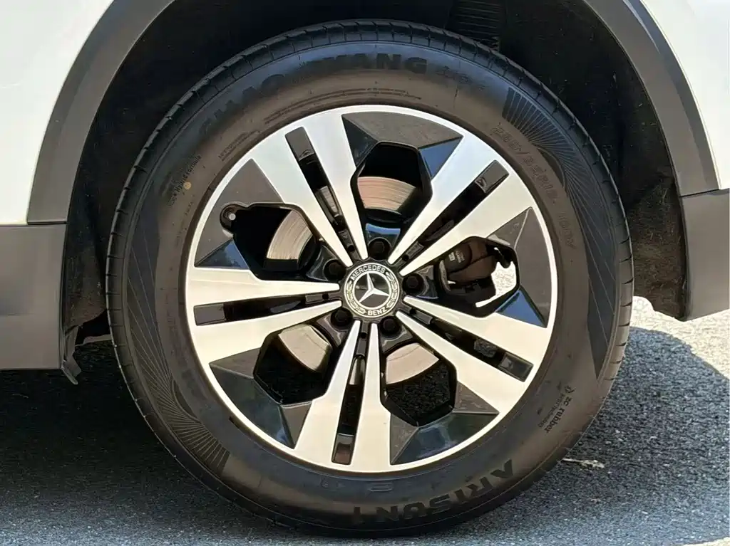 Mercedes-Benz GLA — фото 9