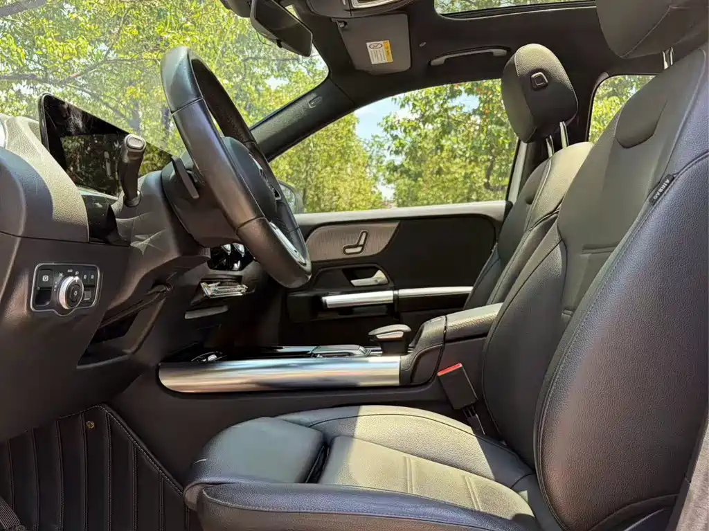 Mercedes-Benz GLA — фото 10