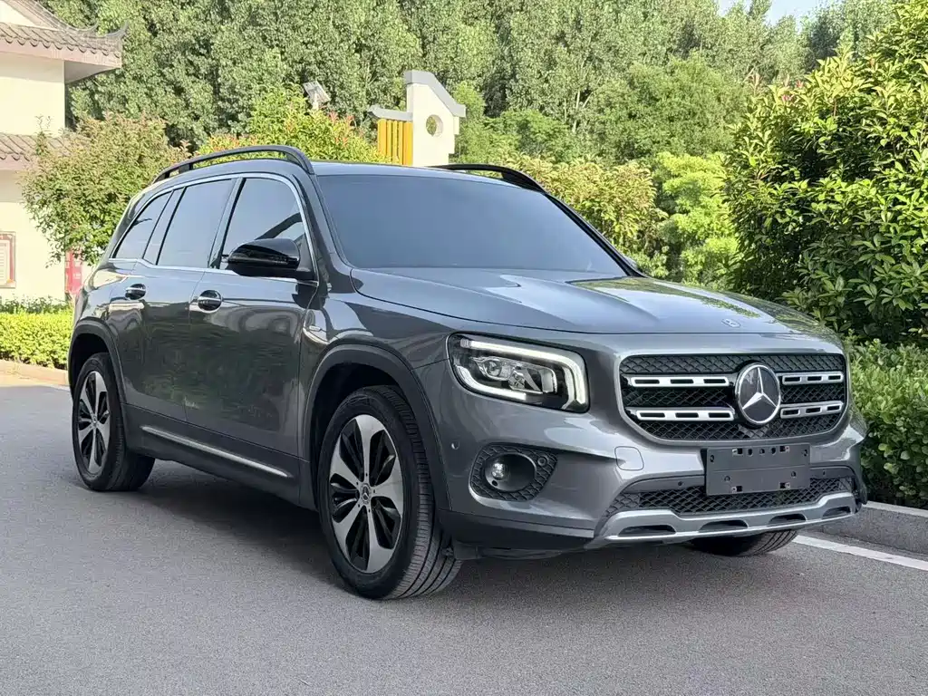 Mercedes-Benz GLB — фото 3
