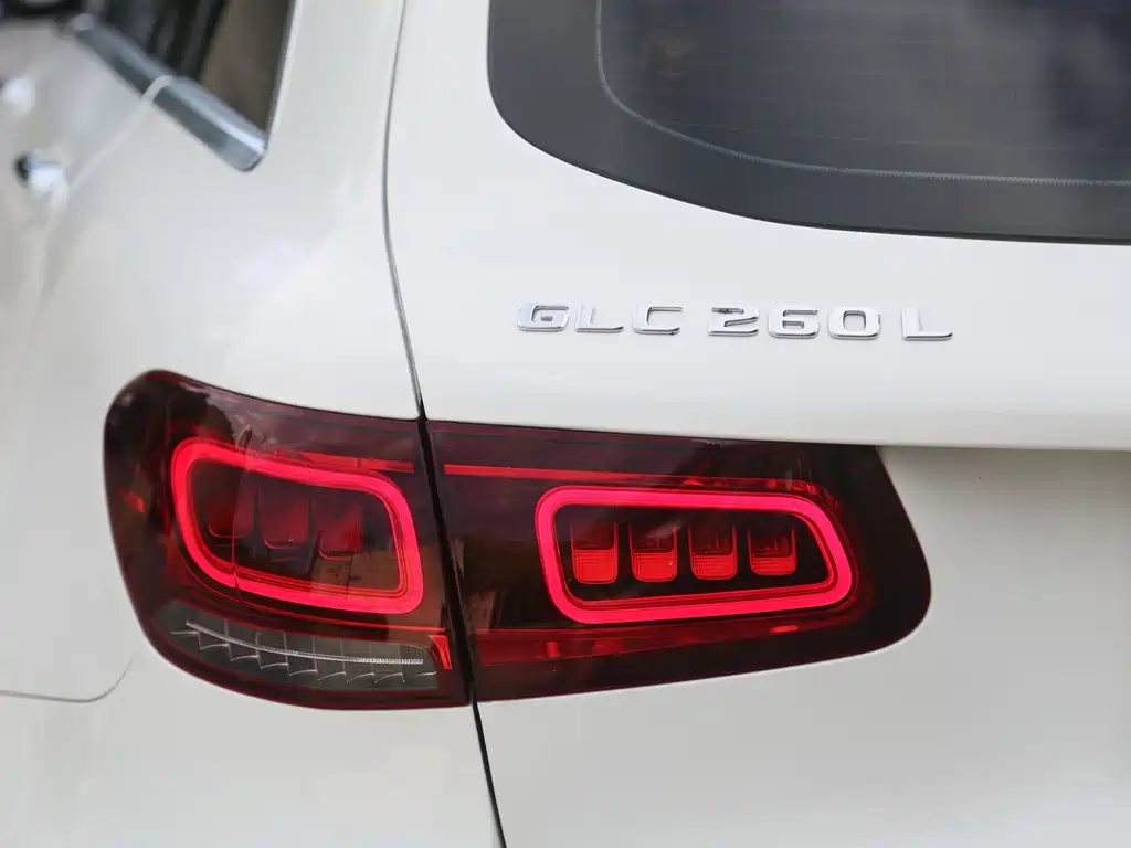 Mercedes-Benz GLC — фото 16