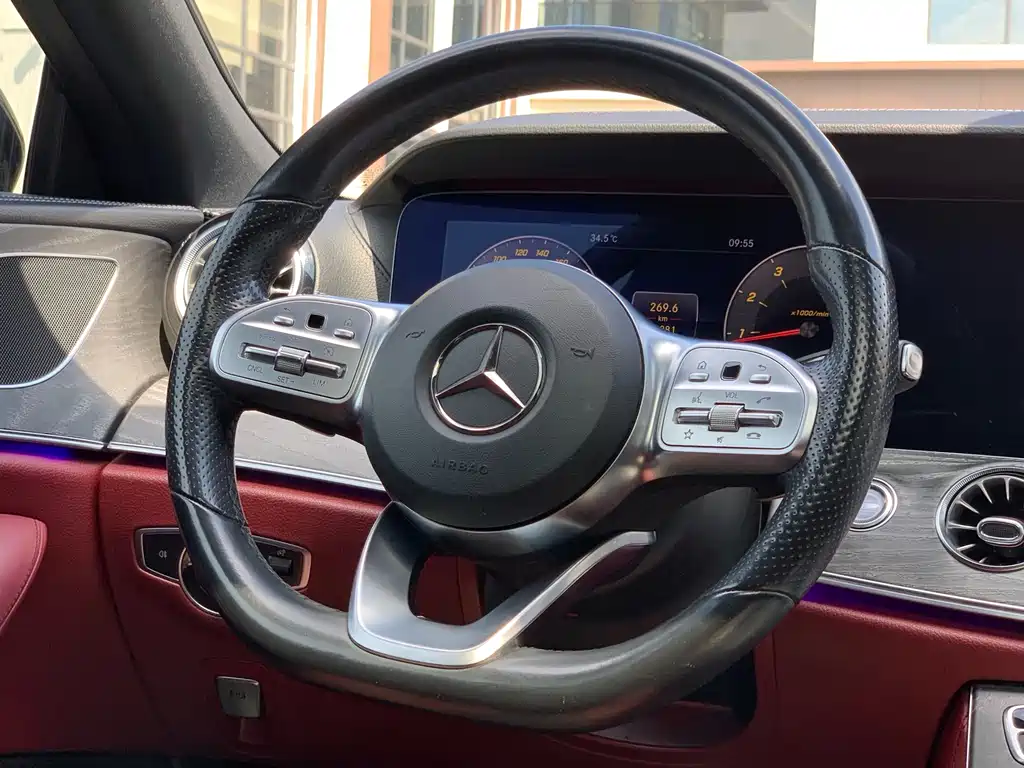 Mercedes-Benz CLS — фото 20