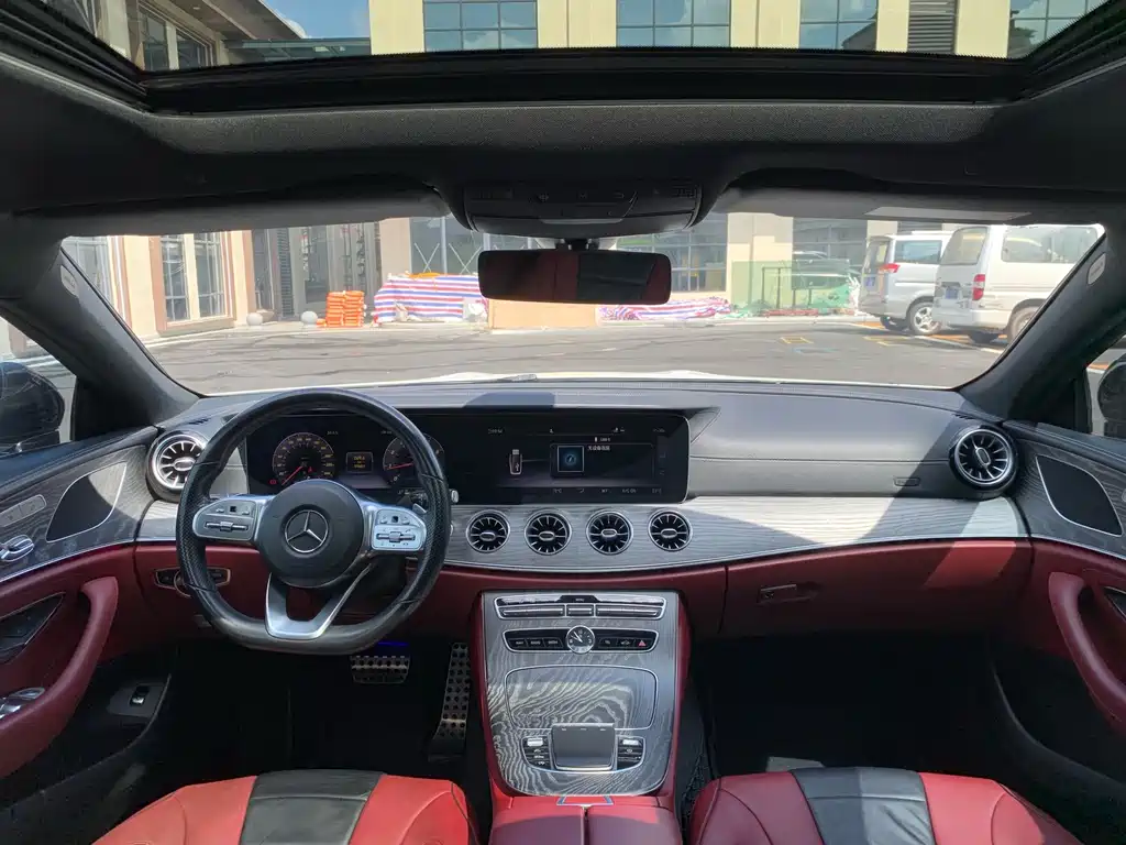 Mercedes-Benz CLS — фото 32