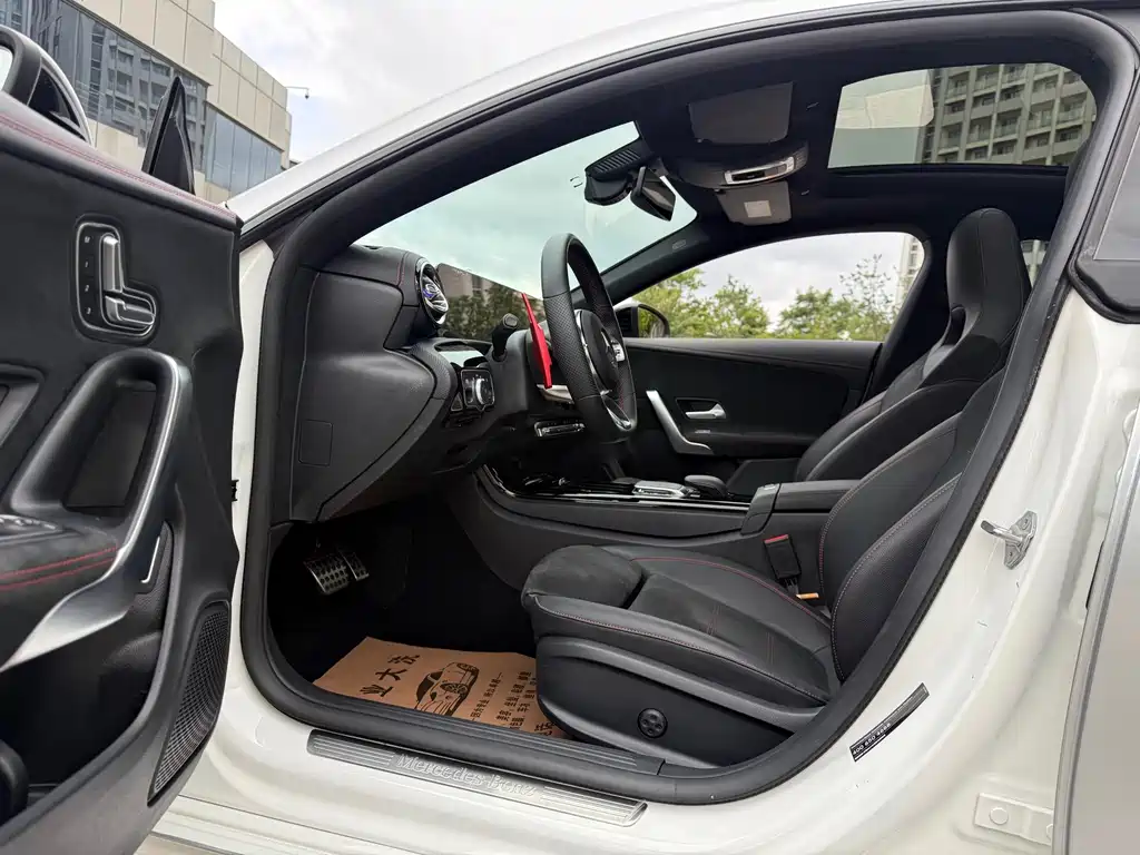 Mercedes-Benz CLA (Import) — фото 4