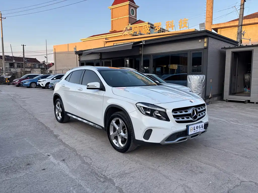 Mercedes-Benz GLA — фото 3