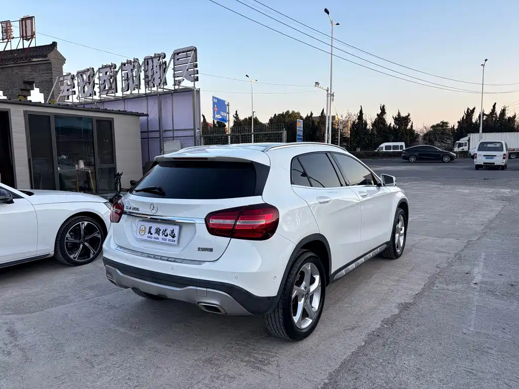 Mercedes-Benz GLA — фото 4