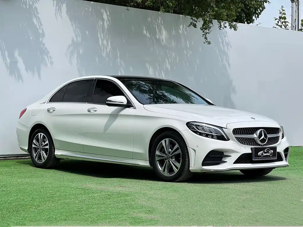 Mercedes-Benz C-Class — фото 3