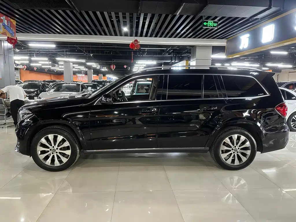 Mercedes-Benz GLS — фото 3