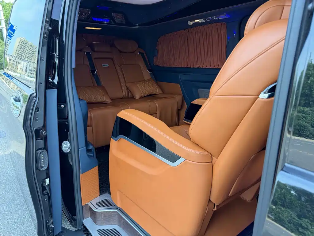 Mercedes-Benz Vito — фото 18