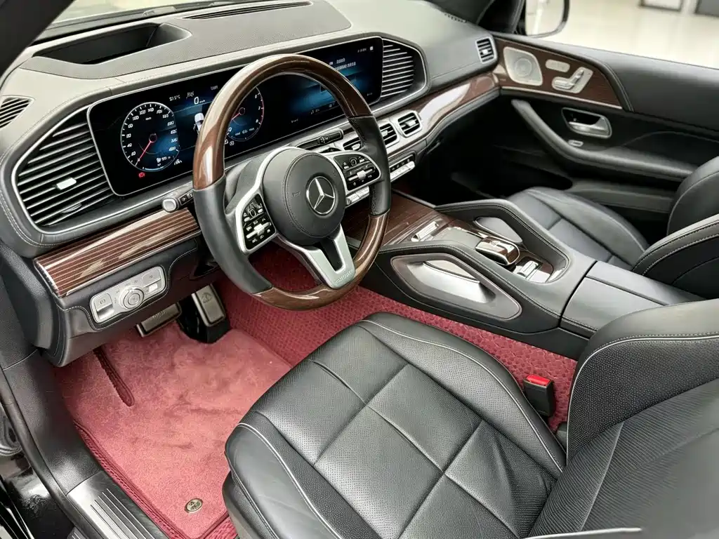 Mercedes-Benz GLS — фото 2
