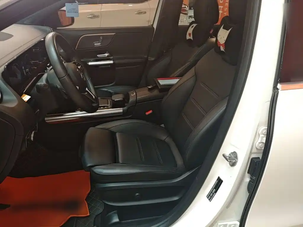 Mercedes-Benz GLA — фото 11