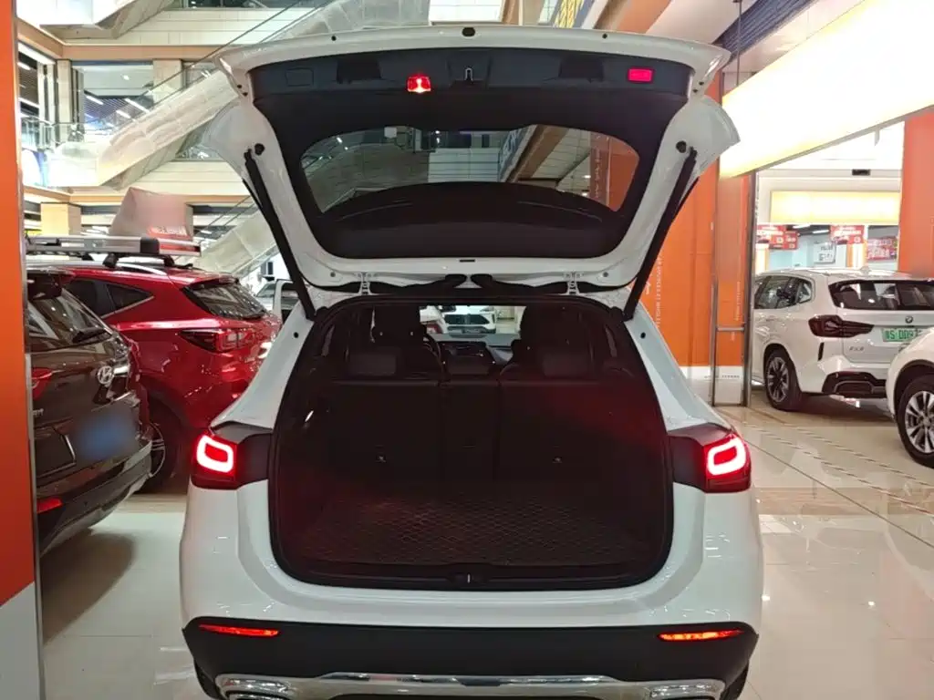 Mercedes-Benz GLA — фото 15