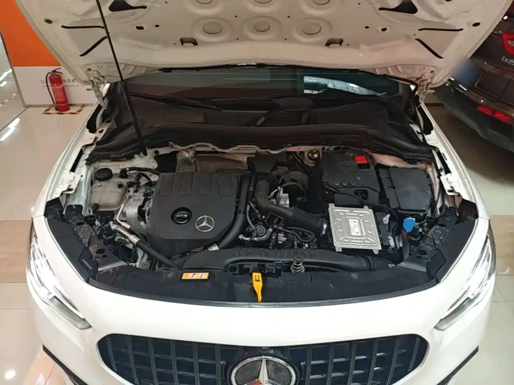 Mercedes-Benz GLA — фото 16