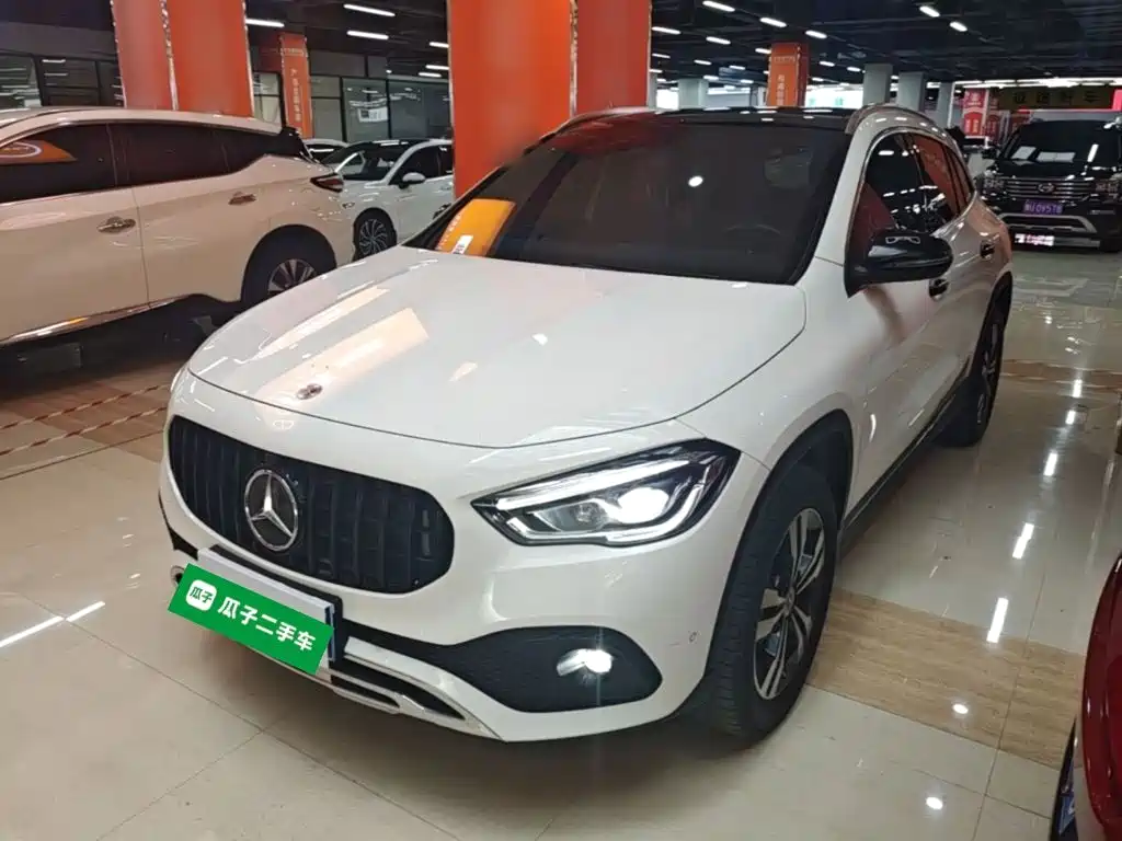 Mercedes-Benz GLA
