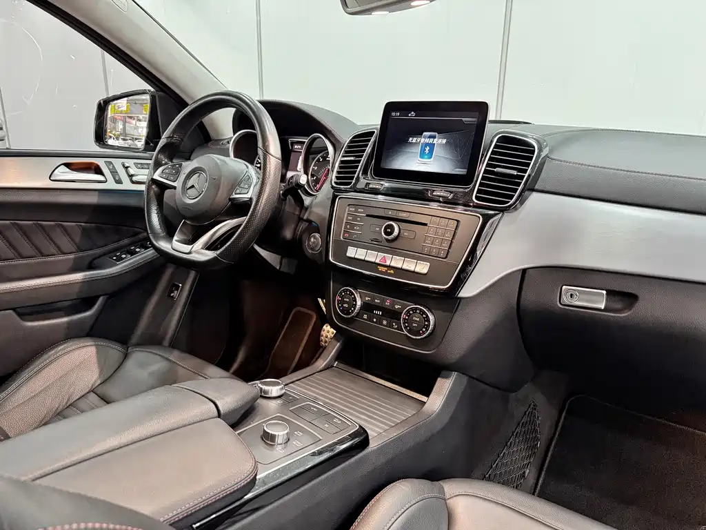 Mercedes-Benz GLE Coupe AMG — фото 19