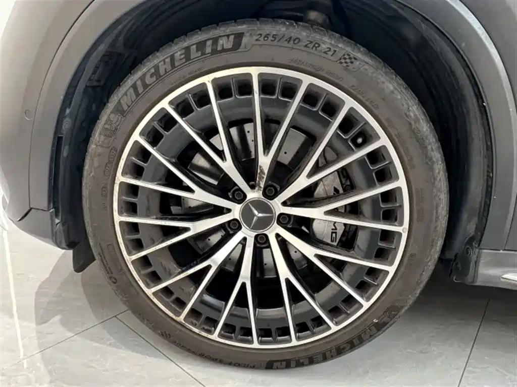 Mercedes-Benz GLC AMG — фото 13
