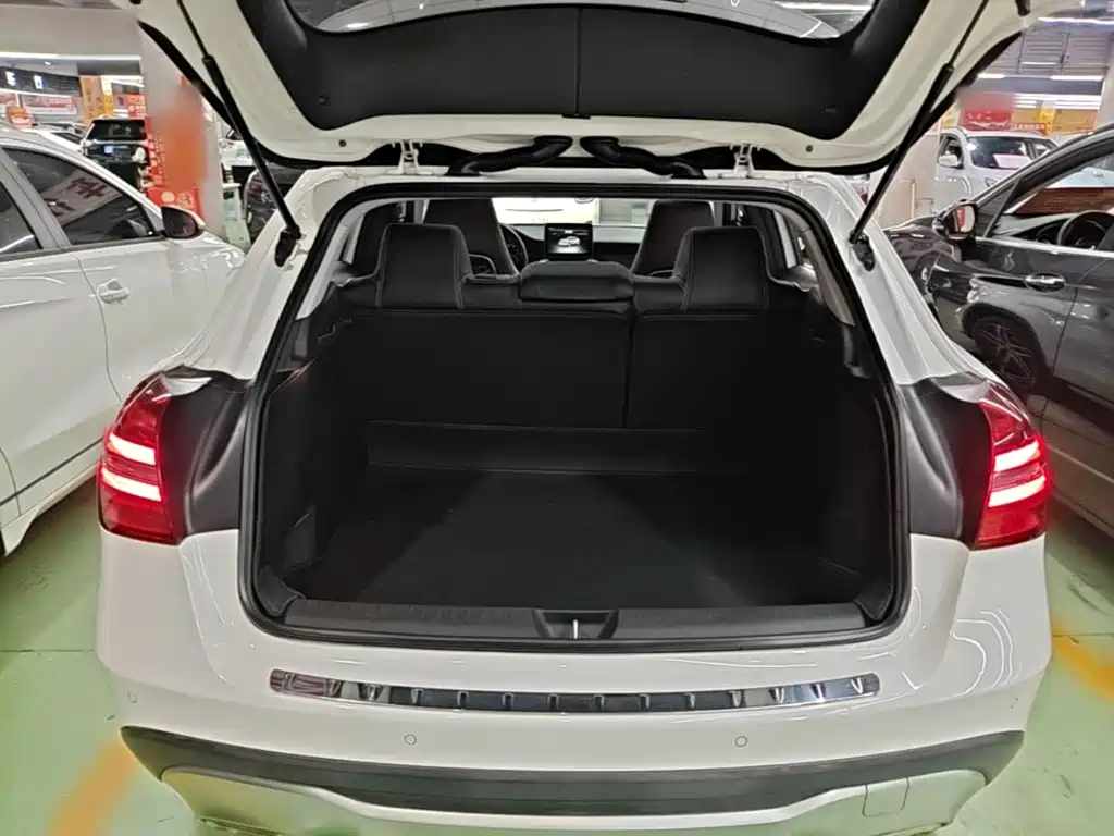 Mercedes-Benz GLA — фото 19
