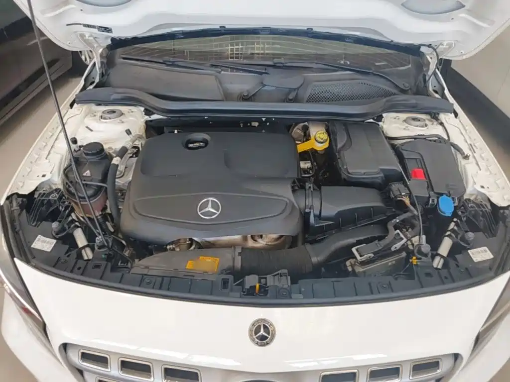 Mercedes-Benz GLA — фото 20