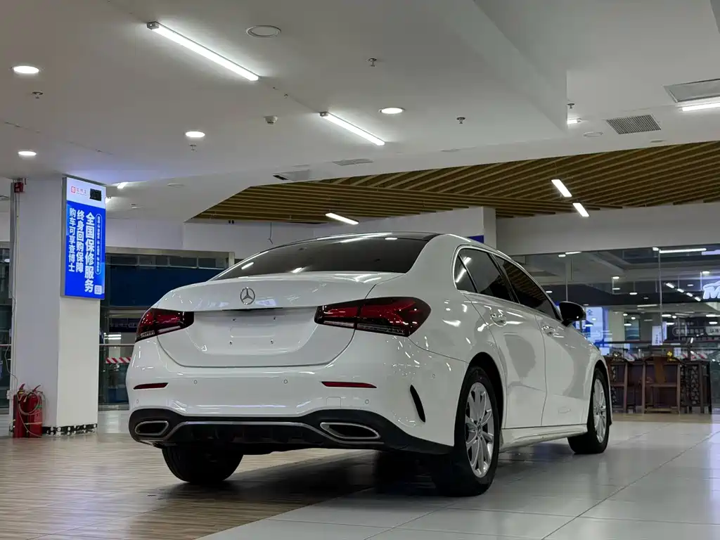 Mercedes-Benz A-Class — фото 9
