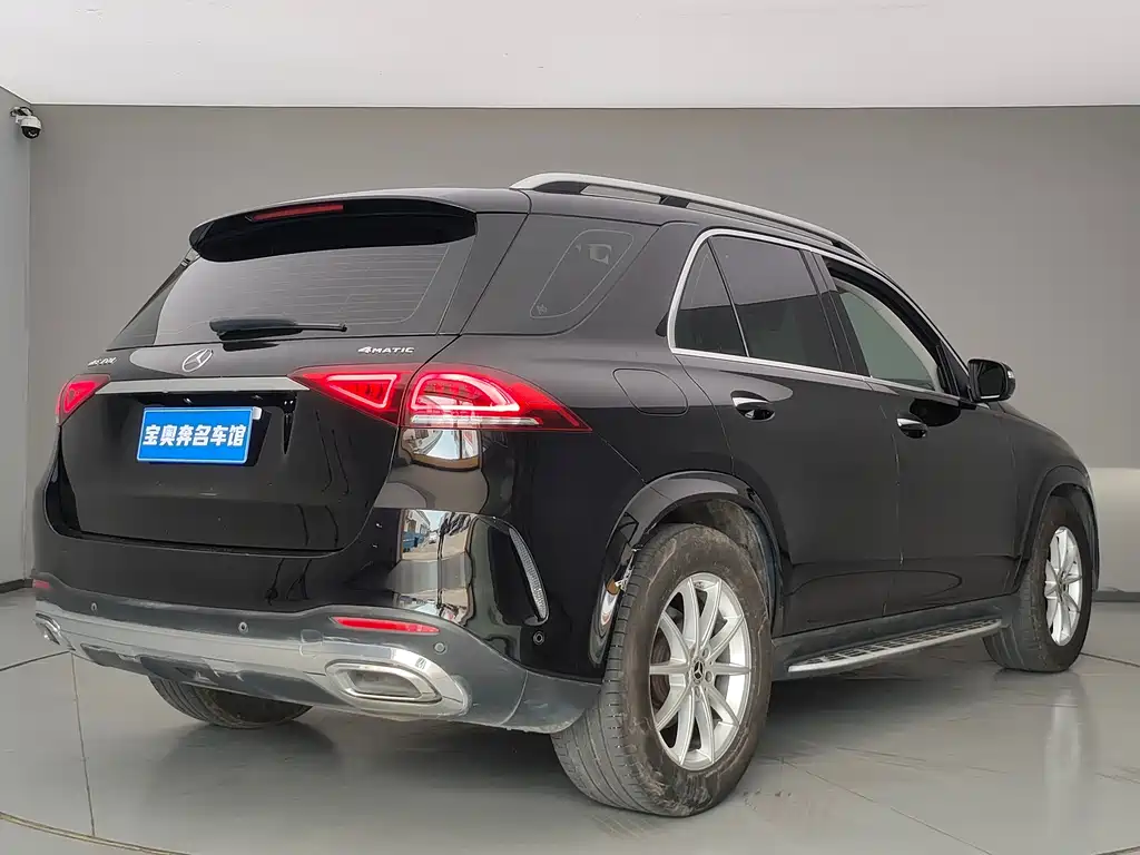 Mercedes-Benz GLE (Import) — фото 35