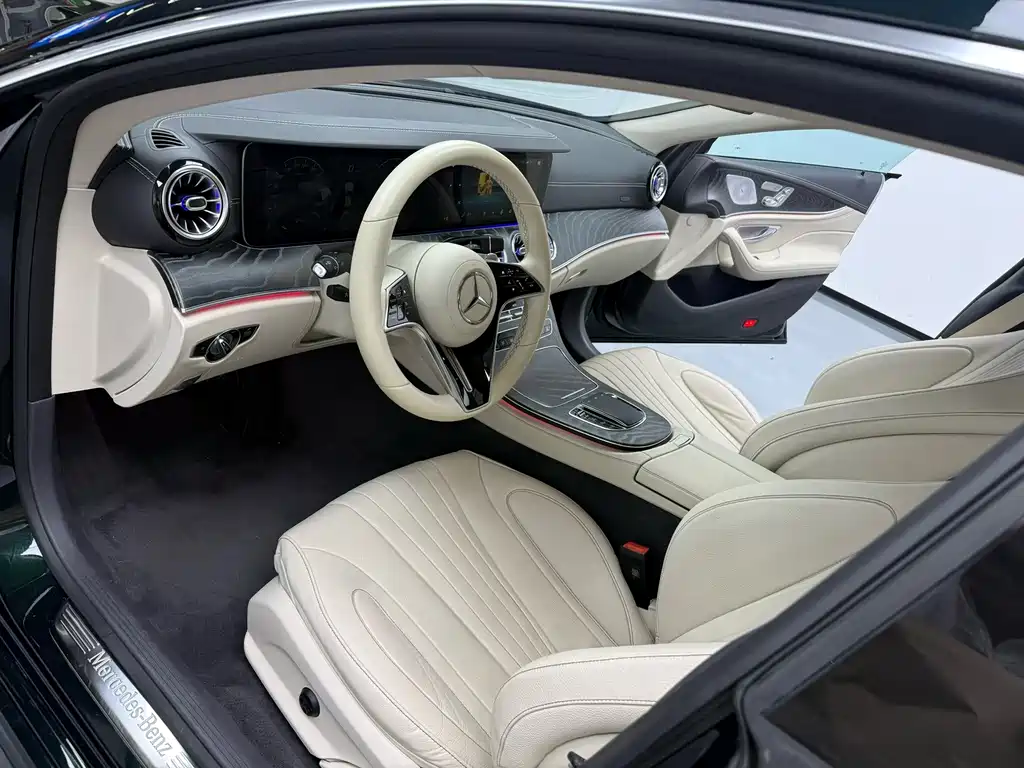Mercedes-Benz CLS — фото 4
