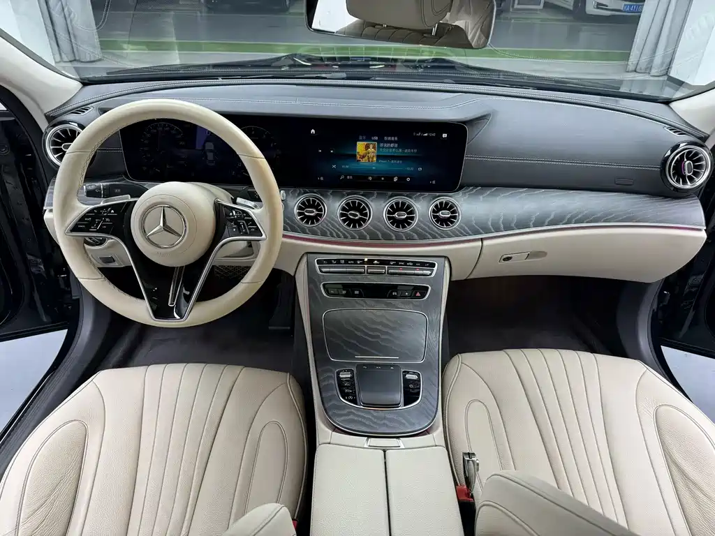 Mercedes-Benz CLS — фото 8