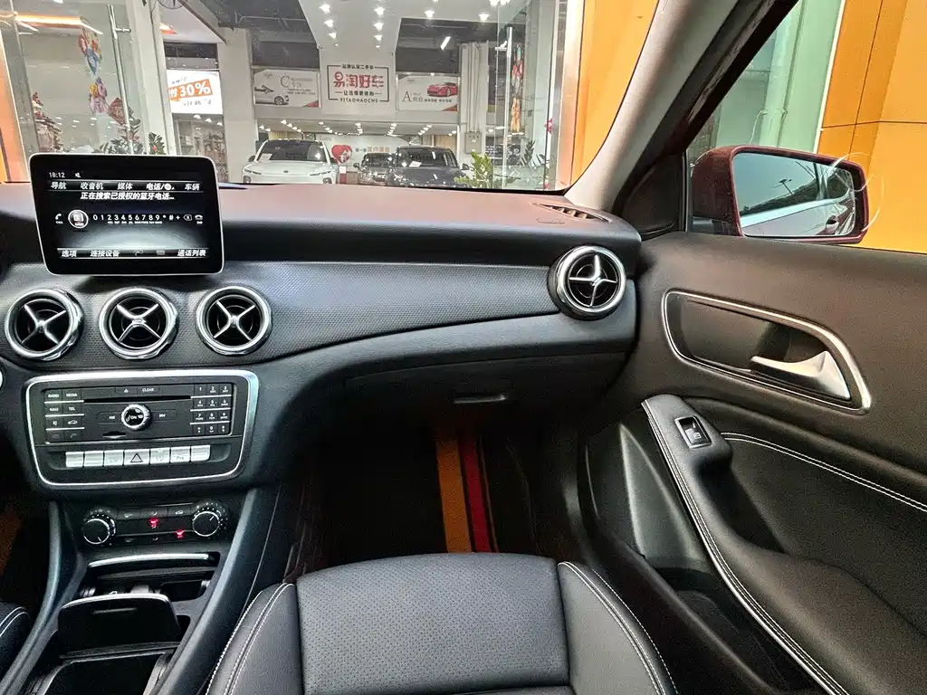 Mercedes-Benz GLA — фото 19