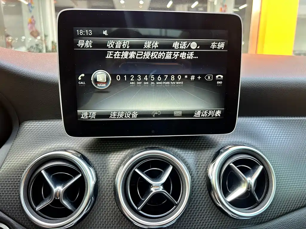 Mercedes-Benz GLA — фото 24