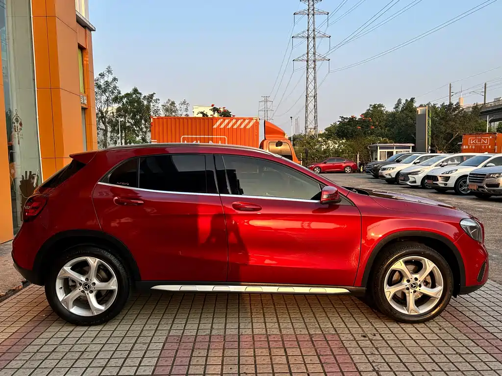 Mercedes-Benz GLA — фото 8