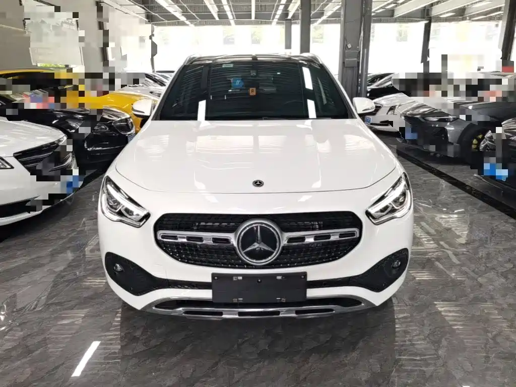 Mercedes-Benz GLA — фото 3
